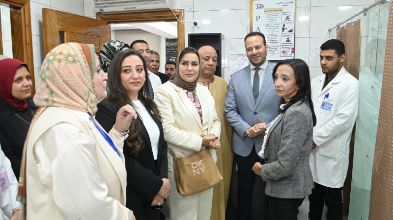 محافظ البحيرة تتفقد المعمل الإقليمي المشترك بدمنهور