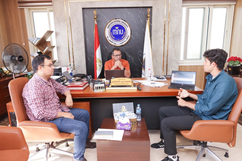 رئيس جامعة المنصورة الأهلية يتابع إطلاق منظومة ”MansNU Sports” الرقمية لحجز الملاعب وإدارة الأنشطة الرياضية