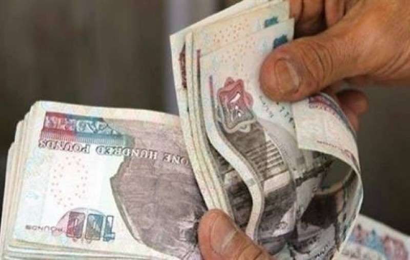 هل يجوز للرجل إخراج زكاة ماله لعلاج مطلقته المحتاجة؟