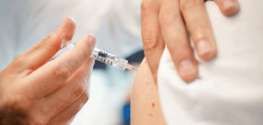 الصحة: التطعيمات سلاح مهم للوقاية.. ولقاح الإنفلونزا ضرورة لكبار السن