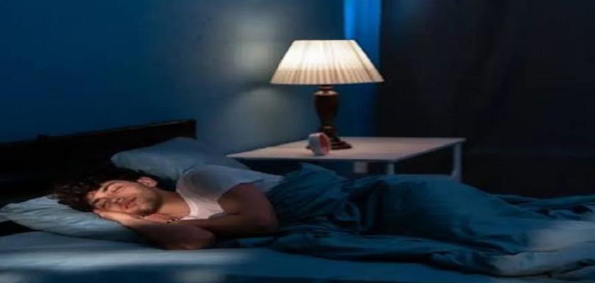 ما حكم تشغيل القرآن أثناء النوم؟
