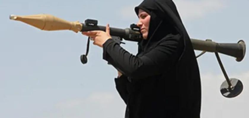 إيران تدرب النساء على السلاح وترفع الجاهزية الشعبية تحسبًا لمواجهة جديدة