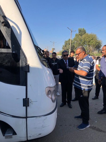 المحافظ يتابع مواقف السيارات على مدار الأسبوع واليوم في جولة مفاجئة بموقف سيارات جديلة بالمنصورة