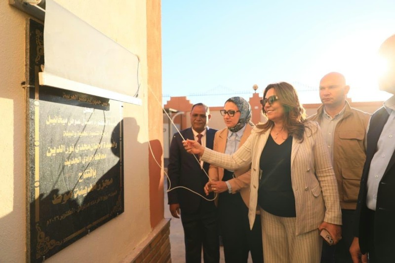 بتكلفة 21 مليون جنيه من موازنة الوزارة .. وزيرة التنمية المحلية والبيئة ومحافظ الوادى الجديد تفتتحان مشروع تطوير ورفع كفاءة مجزر «موط» بالداخلة