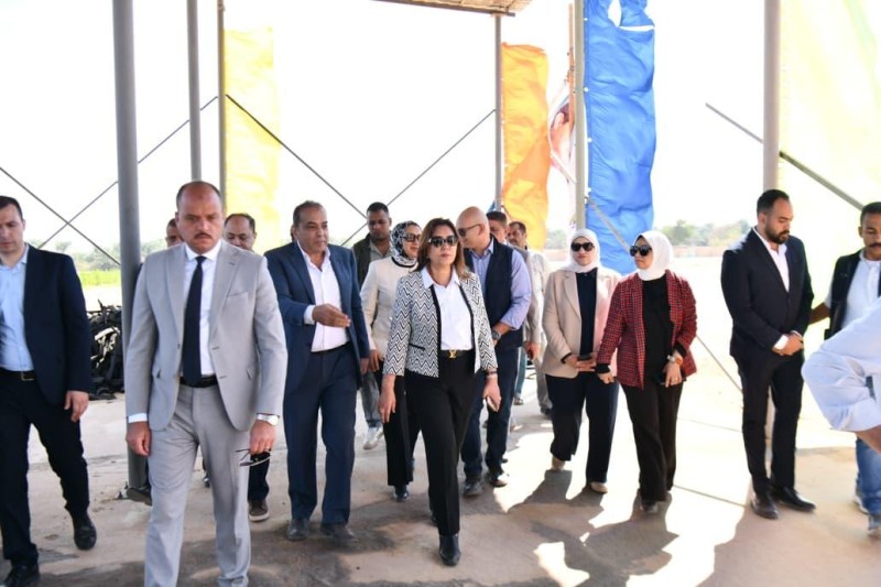 الوادي الجديد على طريق التنمية المتكاملة.. مشروعات للصناعة والزراعة والتحول الأخضر وتطوير الخدمات