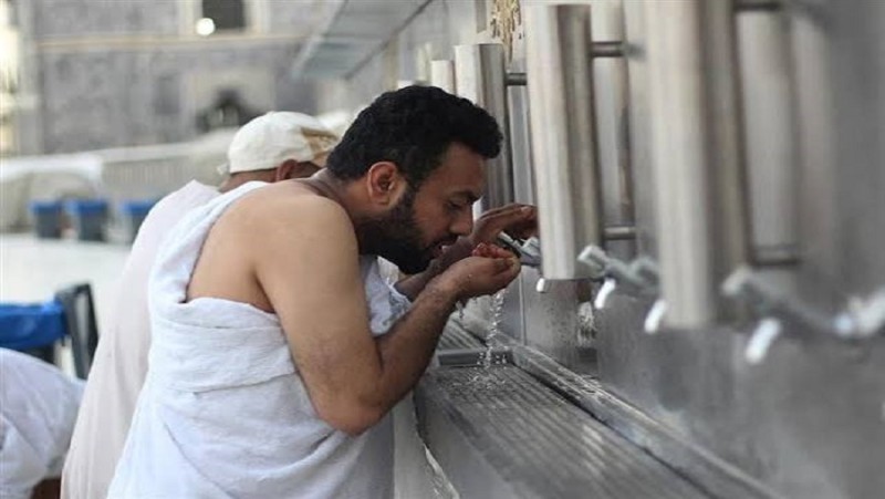 هل يجوز استعمال ماء زمزم في غير الشرب؟