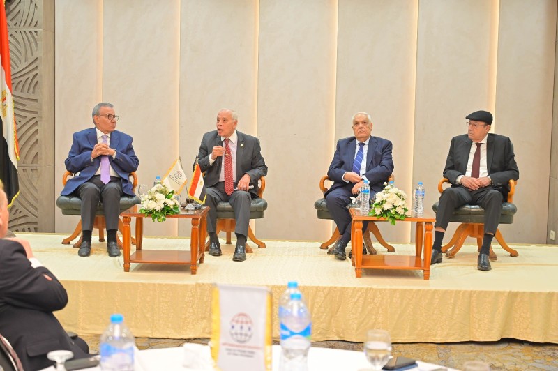 المنتدى المصري لتنمية القيم الوطنية يحتفي بانتصارات أكتوبر بحضور قيادات عسكرية وأبطال الحرب ورموز الدولة