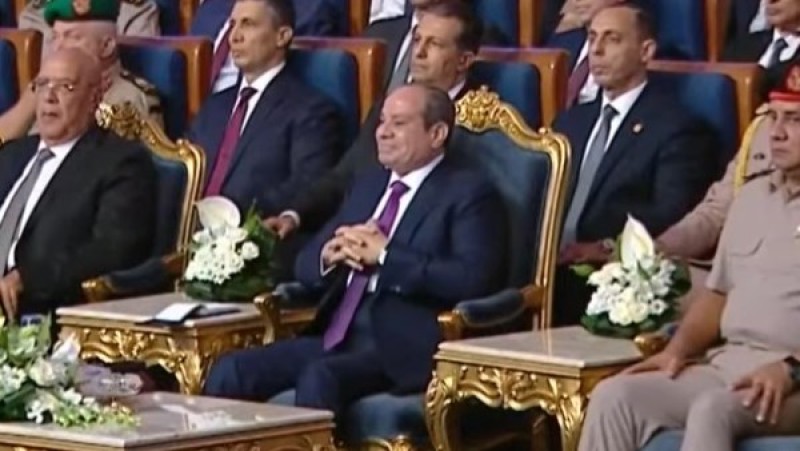 السيسي من الندوة التثقيفية للقوات المسلحة: التحديات أكبر من أي رئيس أو جماعة.. وإرادة المصريين قادرة على تجاوزها