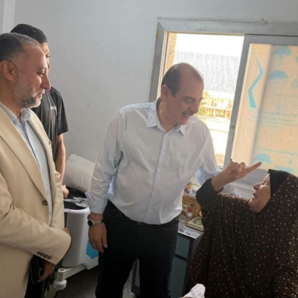 الدكتور عمرو قنديل ”نائب وزير الصحة والسكان” يشيد بانتظام العمل وكفاءة الخدمات بمستشفي العريش