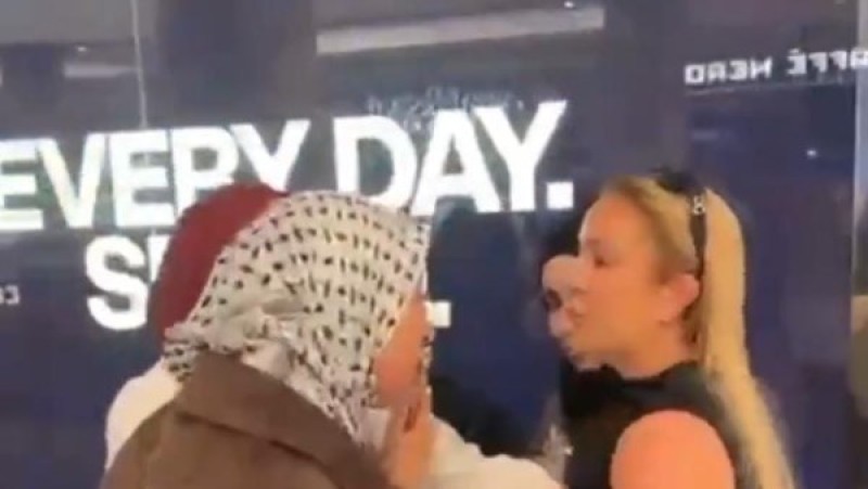 لا نريد صهاينة في بلادنا.. هجوم على إسرائيلية داخل متجر بتركيا