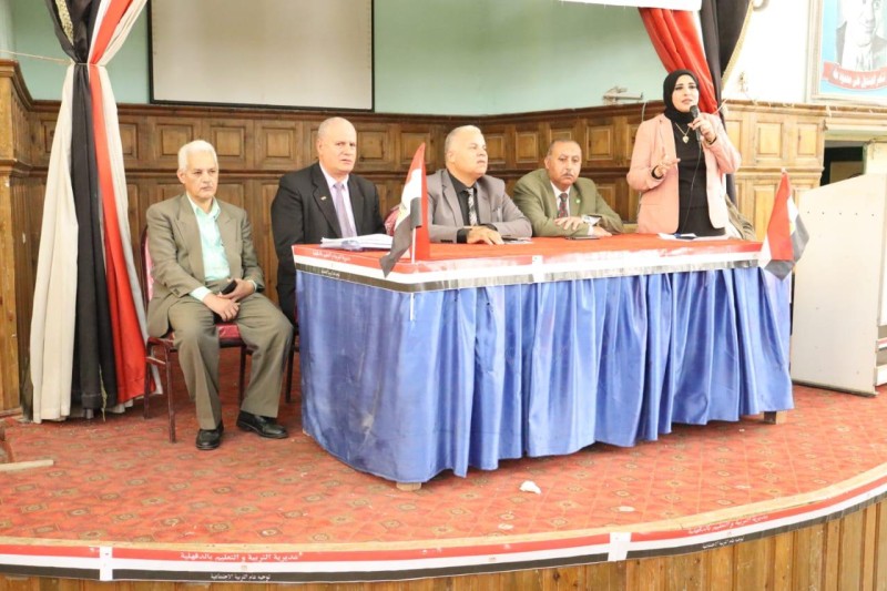 وكيل وزارة التربية والتعليم بالدقهلية يواصل مشاركته في تدريب مديري المدارس  ويجتمع مع مسئولي الإدارة الصحية