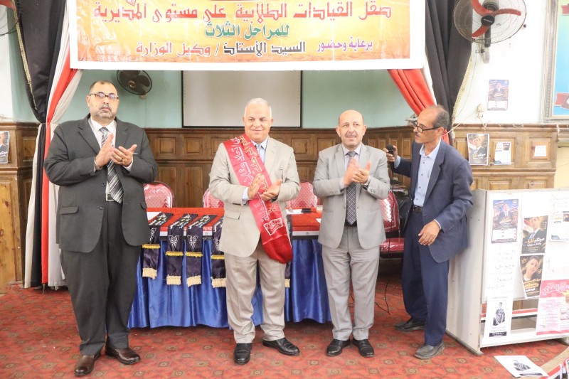 وكيل وزارة التربية والتعليم بالدقهلية في جولة ميدانية بمدارس شربين