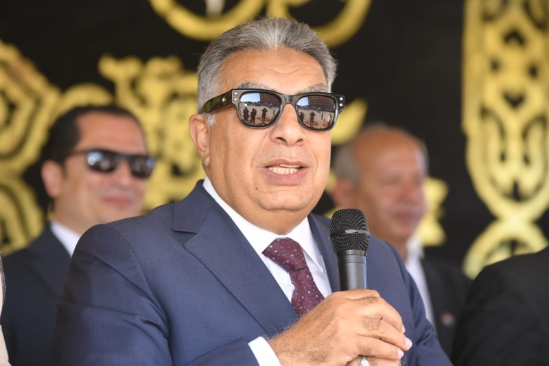 محافظ الدقهلية، يشيد بأداء مدرسة ميت غمر الثانوية الصناعية الميكانيكية للتأسيس العسكري
