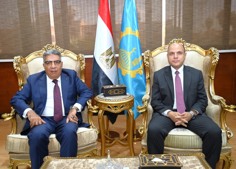 محافظ الغربية يستقبل محافظي الدقهلية وبني سويف لتوقيع بروتوكول تعاون للتعلم مدى الحياة