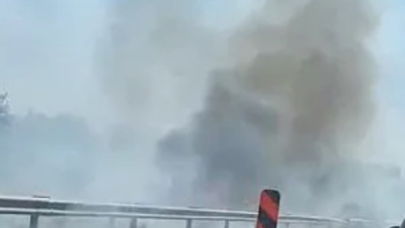 حريق واسع وسط الكيان الصهيوني.. إغلاق طرق واستدعاء 50 فرقة إطفاء إضافية