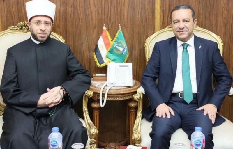 محافظ المنوفية ووزير الأوقاف يفتتحان مسجد سيدي يعقوب بقويسنا البلد ونقل شعائر صلاة الجمعة