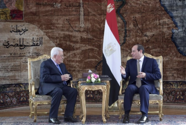 الرئاسة المصرية تهنىء الرئيس الفلسطيني بمناسبة ذكرى إعلان الاستقلال