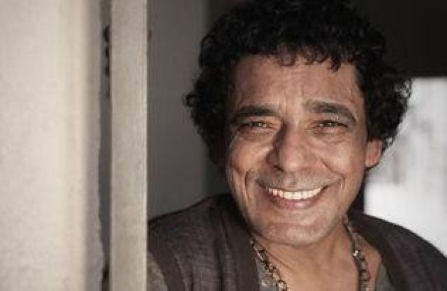 محمد منير: أنا بخير وطرح «باب الجمال»