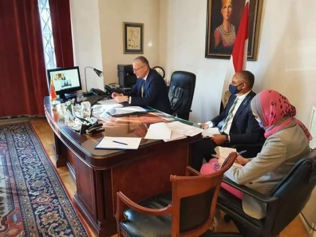 د/احمد ابو النصر مع وزيرة الهجرة 