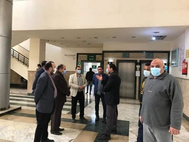 صورة لجانب من القافلة الطبية