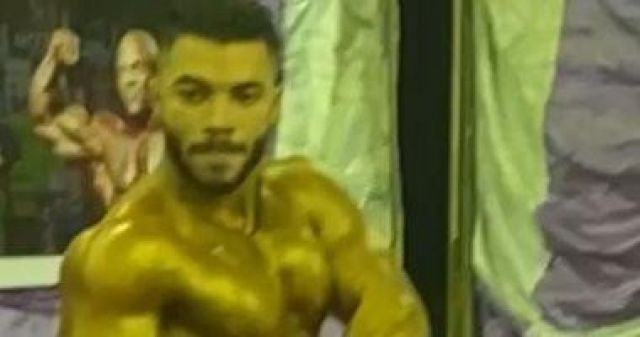 محمود محمد مركز الاول بكمال الاجسام