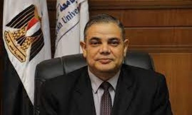 الدكتور عبدا لرازق دسوقي رئيس  جامعة كفرالشيخ