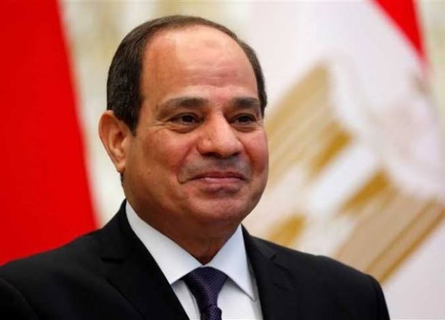 السويس للبترول تخالف وزير المالية والعاملون يستغيثون بالرئيس