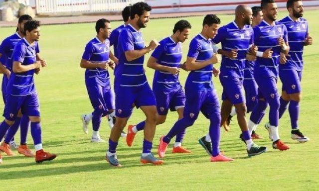 الزمالك يصل فندق الإقامة بالسويس إستعدادا لمواجهة سيراميكا