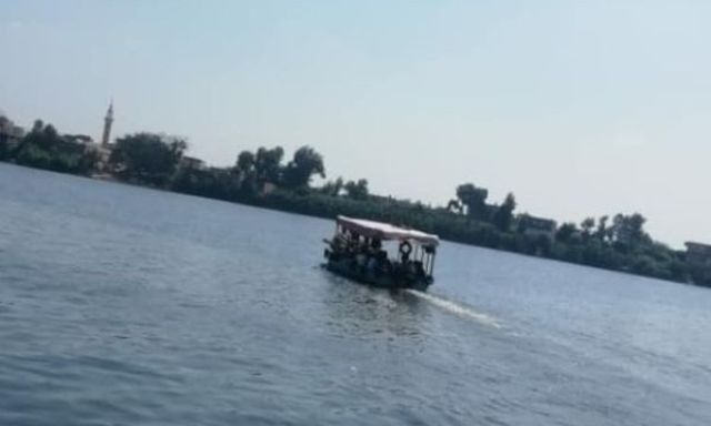 حملة تفتيشية على المعديات النهرية في كوم حمادة