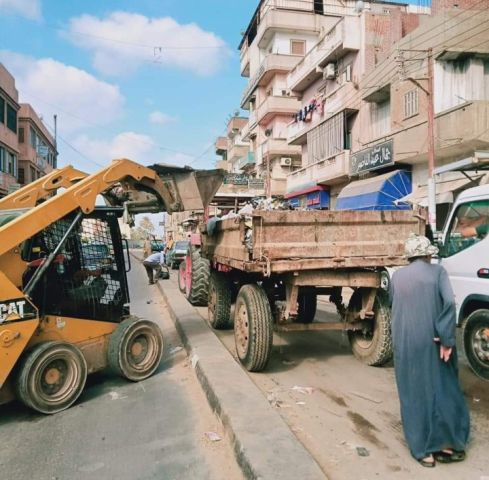 رفع ١١٩ طن قمامة و مخلفات بمركز إدكو