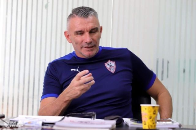 كارتيرون: البطولات الثلاث مع الزمالك لها طعم خاص.. والتتويج بالدوري الأفضل
