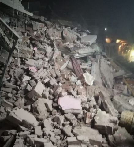 العقار المنهار