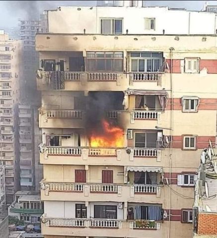 مصرع شاب إثر حريق هائل بشقته فى الإسكندرية