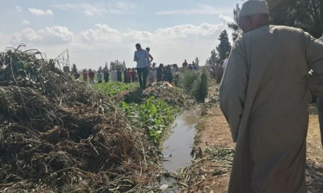 جثه سيدة مسنة متحللة داخل شوال