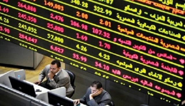 أثناء إفتتاح المعرض بجامعة بني سويف 